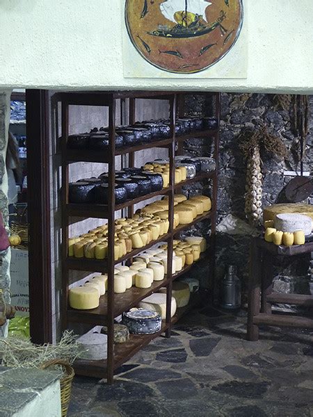 dans la cave à fromages Hélène Cannes Flickr