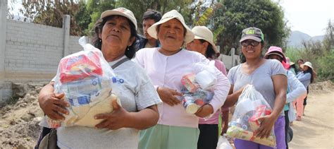 Municipalidad De Lima Contin A Con La Entrega De V Veres A Damnificados