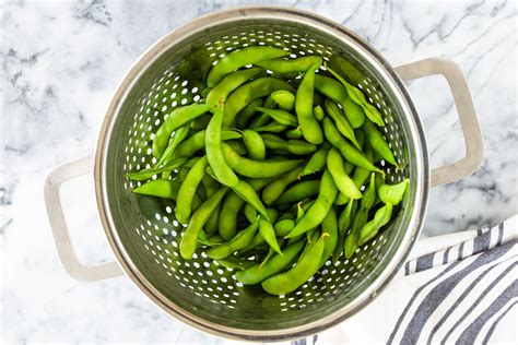 An Easy Recipe For Spicy Edamame Soy Beans