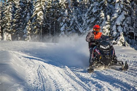 Polaris Switchback Xcr Essai Passion Motoneige Magazine