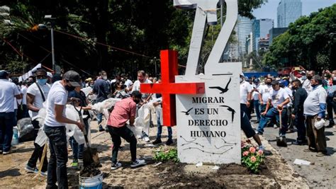 Instalan Un ‘antimonumento A 10 Años De La Masacre De 72 Migrantes En Tamaulipas Cnn