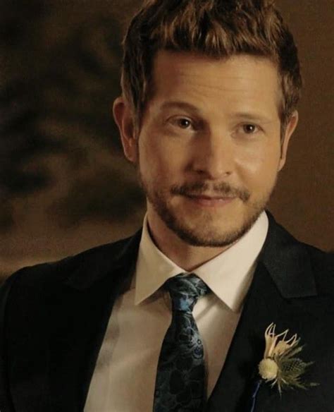 Pin De Gail Sobin En Matt Czuchry Actores Guapos Actores Que Guapo