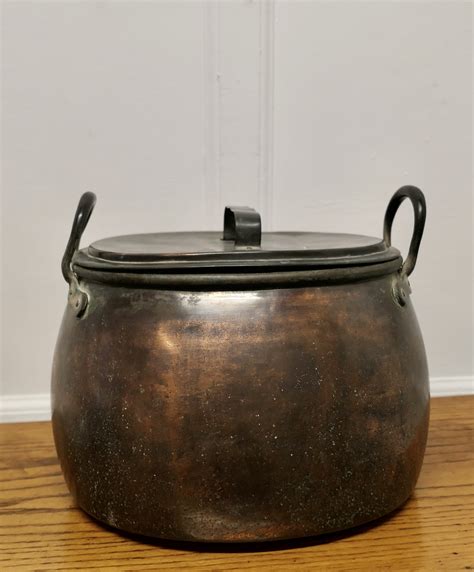 19th Century Copper Cooking Pot Cauldron With Lid