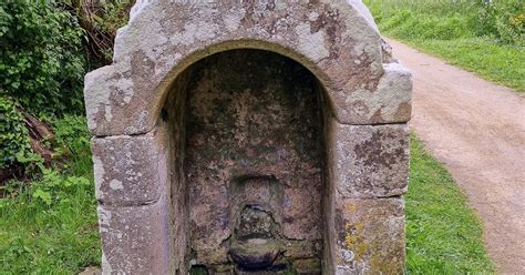 Fontaine Sainte Barbe Plouharnel Mission Fontaine Inventaire Des