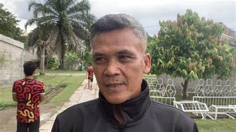 Semen Padang Fc Siap Hadapi Pss Sleman Pelatih Akui Kualitas Lawan