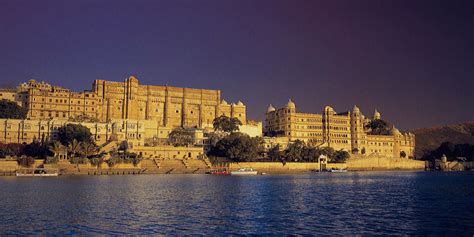 5 Star Luxury Hotels & Resorts in Udaipur | The Oberoi Udaivilas Udaipur