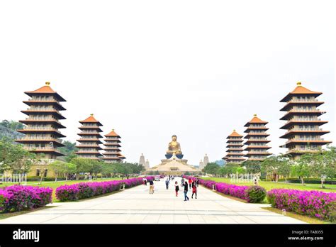 Fo Guang Shan Buddha Memorial Center In Kaohsiung Stock Photo Alamy