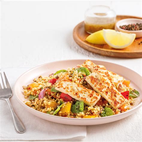 Couscous Salad With Peppers And Halloumi TIPIAK