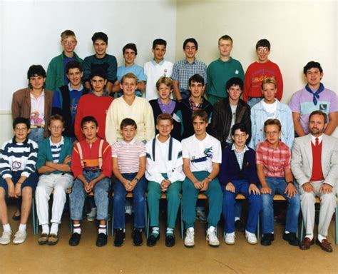 Photo de classe 3ème 1 Année scolaire 1988 1989 de 1989 Collège