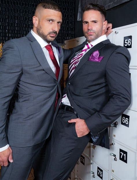 Pin By Rod Warrick On Men In Suits Well Dressed Men Bearded Men Hot