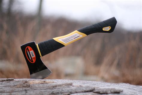 Wood Trekker Rockforge 125lb Camp Axe Fiberglass Handle Review