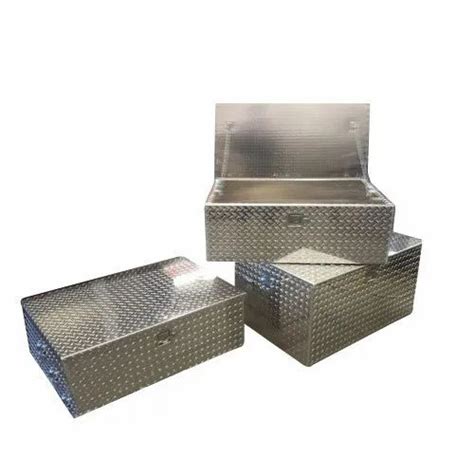 2 5 Feet Aluminum Trunk Box Thickness 2 Mm At Rs 1000 In Chennai ID