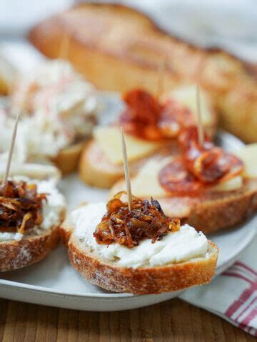 Spanish pintxos (with easy recipes) - Caroline's Cooking