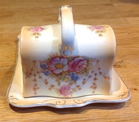 Antiques Atlas Crown Devon Fieldings Butter Dish