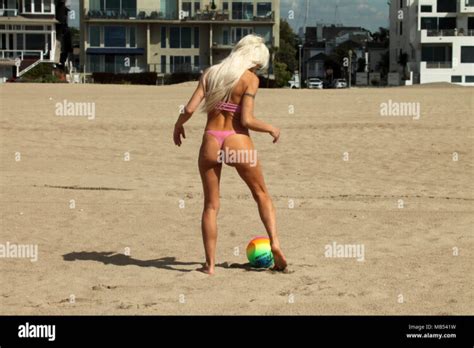 Hot Sexy Morgan Ball Bikini Pics