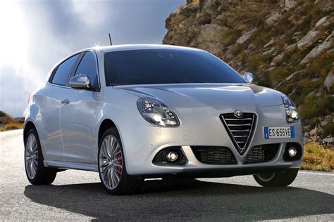 Alfa Romeo Giulietta 2 0 JTDm 150 Exclusive Car Technical