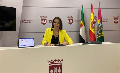 María Teresa Díaz informa que la Primera Feria Senior arranca el 19 de