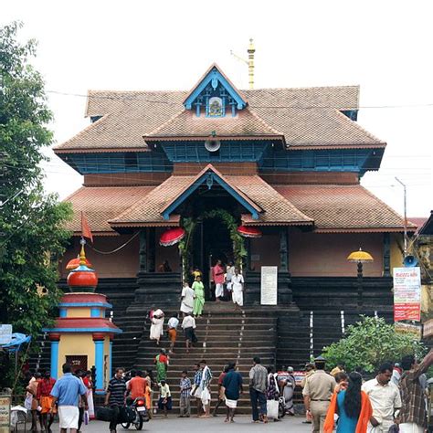 Parthasarathi Temple Guruvayoor, India - Location, Facts, History and all about Parthasarathi ...