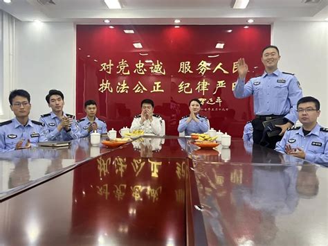 爱警暖警丨这个线上“茶话会”很暖心！ 澎湃号·政务 澎湃新闻 The Paper