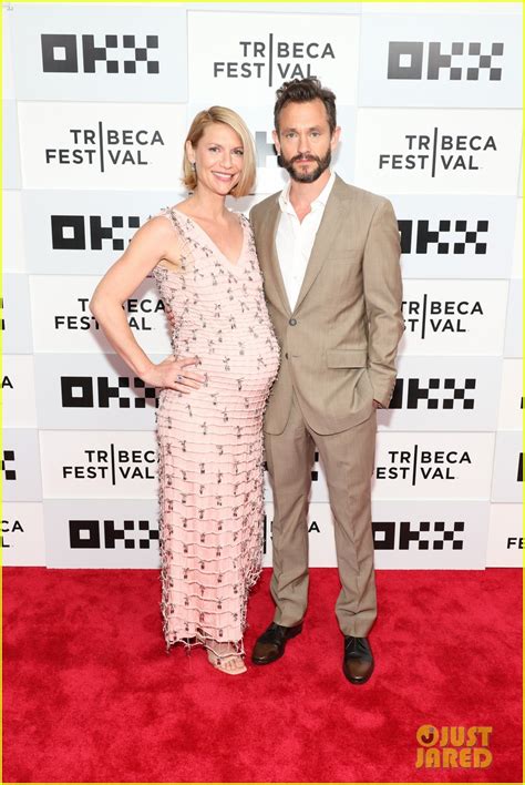 Pregnant Claire Danes Shows Off Her Baby Bump At Full Circle Tribeca