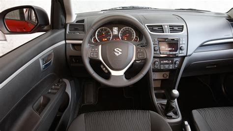 2011 Suzuki Swift: Interior, more specs & new images revealed