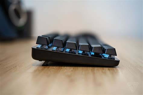 Logitech G Tkl Se Review You Get What You Pay For The Verge