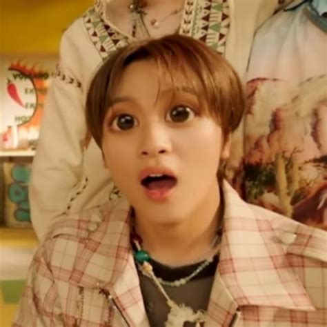 Jual NCT DREAM ALBUM HOT SAUCE Crazy Ver Shopee Indonesia