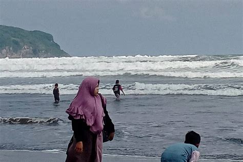 Bmkg Waspada Gelombang Tinggi Di Laut Selatan Jabar Hingga Diy Genpi Co