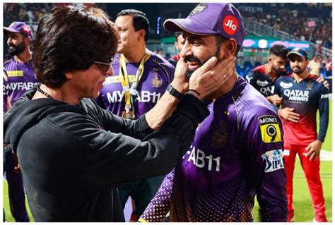 Ipl Shahrukh Khan Gives Special Message To Kkr After Rcb Win