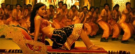 Shriya Saran nude pics página 1