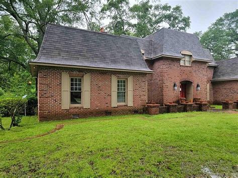 21 Elmwood Cir Pine Bluff Ar 71603 Mls 23014396 Zillow