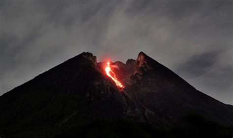 Mount Merapi eruption: Stunning images show Indonesia’s most active ...