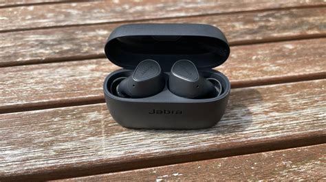 Jabra Elite Review Lightweight Affordable True Wireless Earbuds