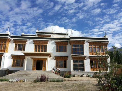 THE 10 CLOSEST Hotels to Hotel Tahang Ladakh, Leh