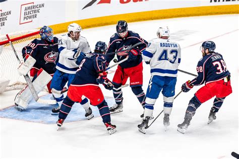 Nhl Trade Rumors Columbus Blue Jackets Boone Jenner Staying Put