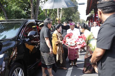 Megawati Soekarnoputri Buka Pkb Xlv