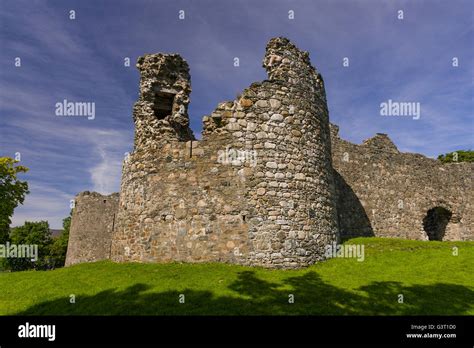 Fort William Scotland Inverlochy Castle Ruins Stock Photo Alamy