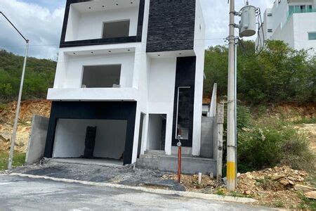 Casa En Venta En Bosques De San Pedro Santiago Carretera Nacional