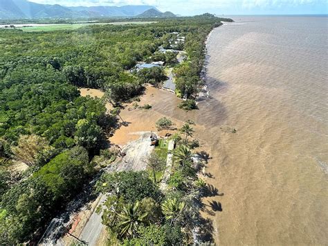 Cairns Council Offers Aid for Severe Flood Victims | Mirage News