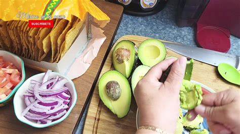 Tostadas De Aguacate Con Carne Molida Y Pimiento Morr N Y De Frijoles