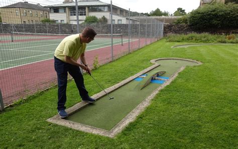 The Ham And Egger Files Crazy Golf At Wellholme Park In Brighouse