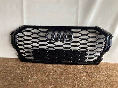 Atrapa GRILL AUDI Q3 83A S LINE 83F853651 B C 13253578222 Oficjalne