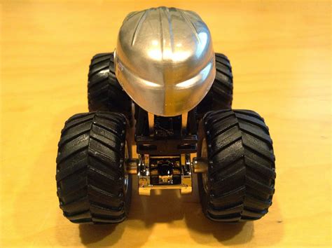 JULIAN S HOT WHEELS BLOG N E A New Earth Authority Monster Jam Truck