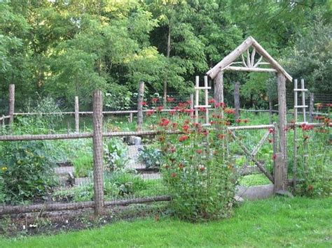 70 Fantastic Rustic Garden Gates Decor Ideas Vegetable Garden Design