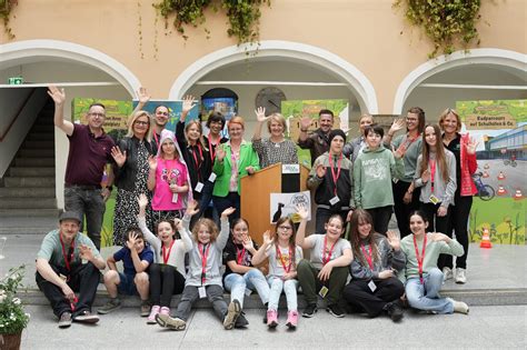 Jubil Ums Ausstellung Kinderparlament Kinderparlament Feiert