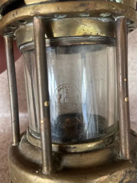 Ancienne Lampe De Mineur Verre Baccarat Grav E Jeton Eur