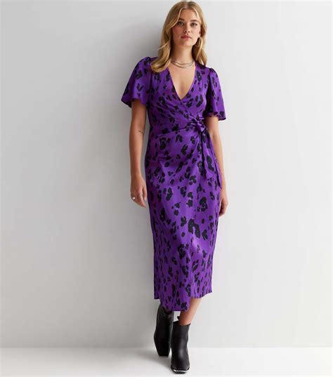 Tall Purple Leopard Print Satin Midi Wrap Dress New Look