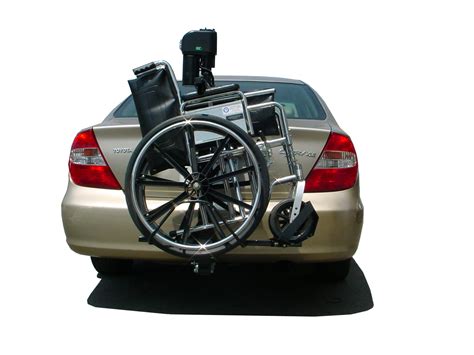 Manual wheelchair Ultra Lite Lift on Toyota Camry » Trilift Mobility