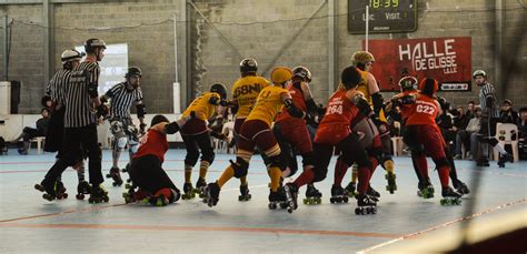 Roller Derby A La Folie