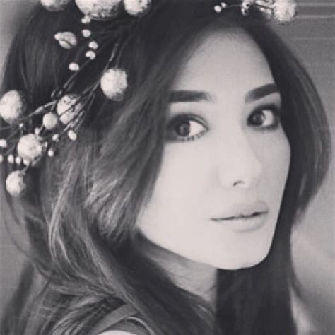 Зарина | Beautiful celebrities, Beauty, Crown jewelry